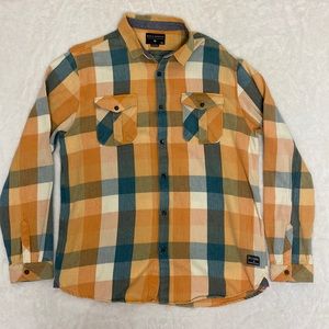 Billabong plaid Flannel Button Down shirt.  Size XXL, great condition